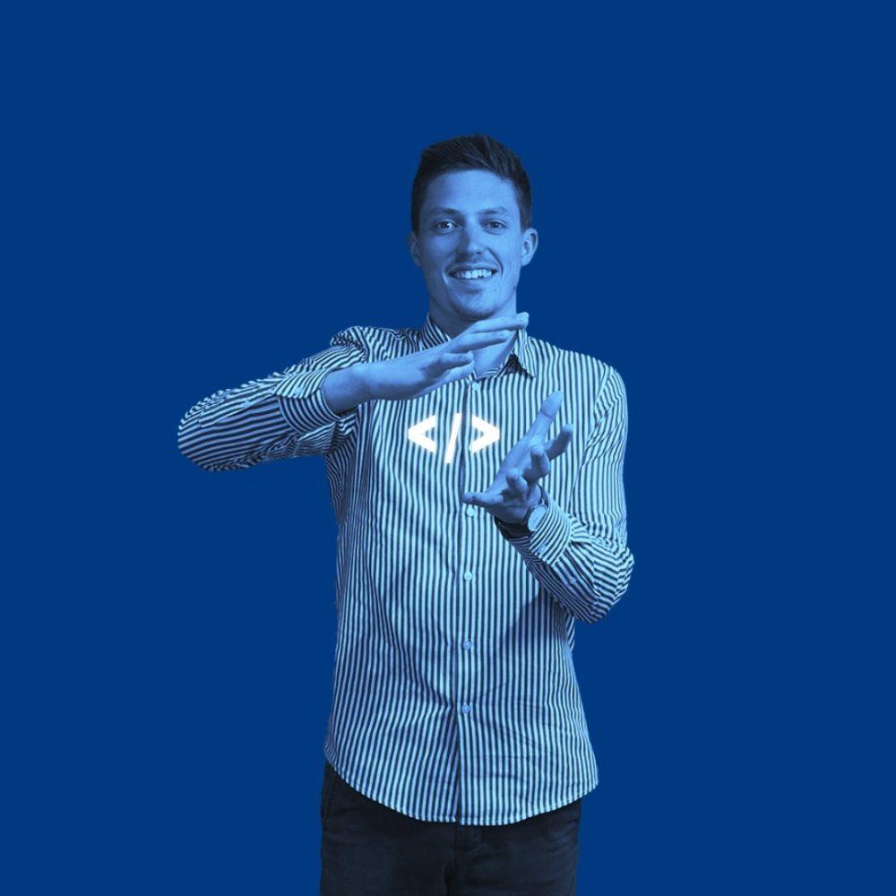 %OneTec - Event Technology - Brand Activations - IT Rental - Photobooth - Badging - Registration% Thibaut